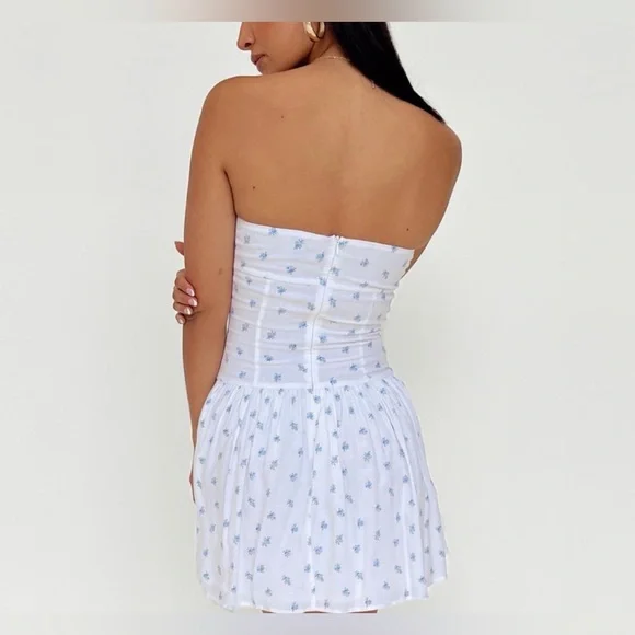 Princess Polly White Mini Dress with Light Blue Floral Print - Picture 4 of 4